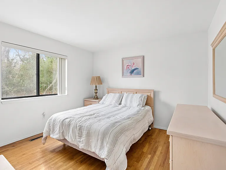 50 Gull Rd — Photo 9