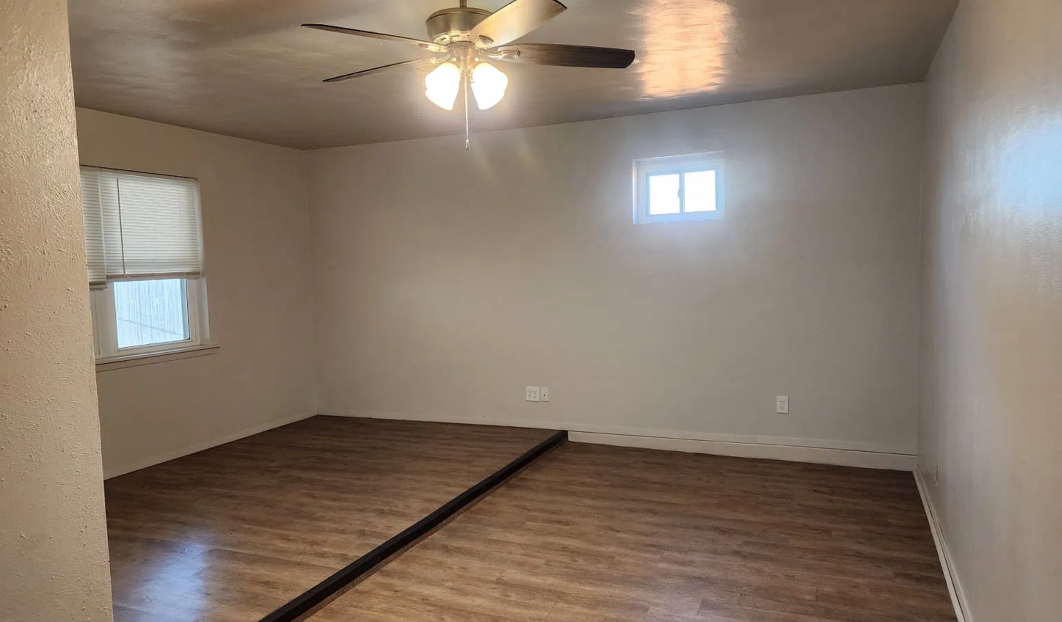 3 bed, $3,800 — Photo 1