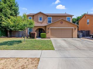4460 W Nellis Ave, Visalia, CA 93277