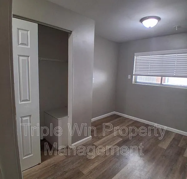 468 June Dr — Photo 18
