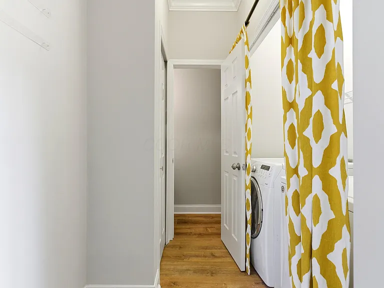 396 E Mithoff St — Photo 18