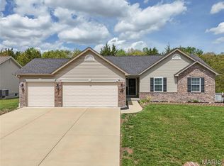 121 Bryan Ridge Dr, Wright City, MO 63390