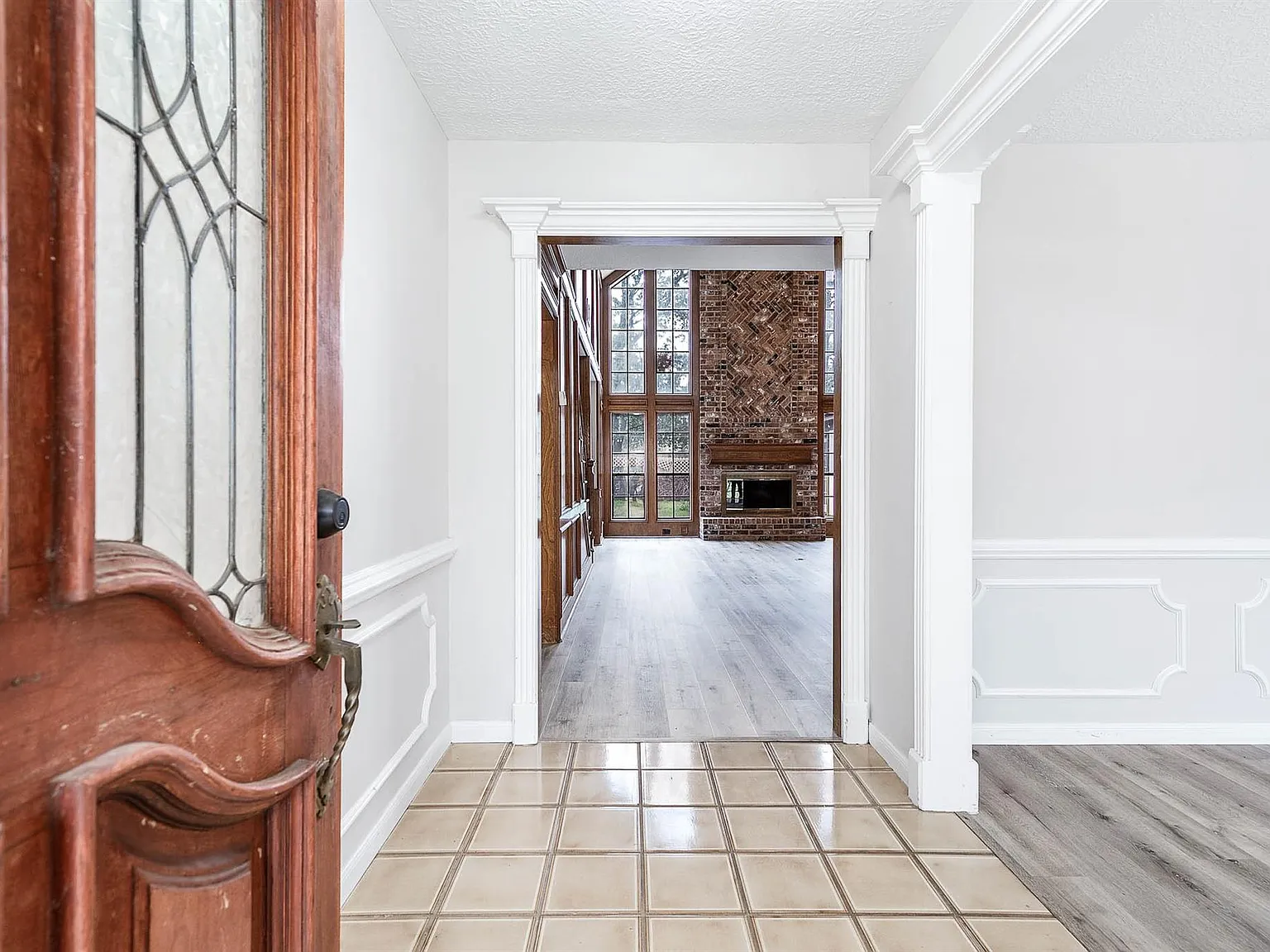 5 bed, 4.5 bath, 3875 sqft, $2,650 — Photo 4