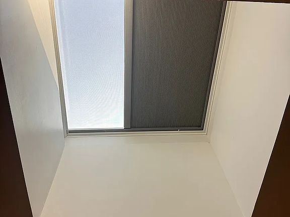 5th image of 228 Monroe St APT 4