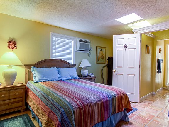 3rd image of 1719 Red Leaf Dr