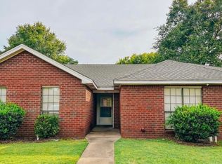 966 Peachtree St, Prattville, AL 36066