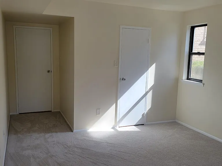 2049 Royal Fern Ct #2B — Photo 17