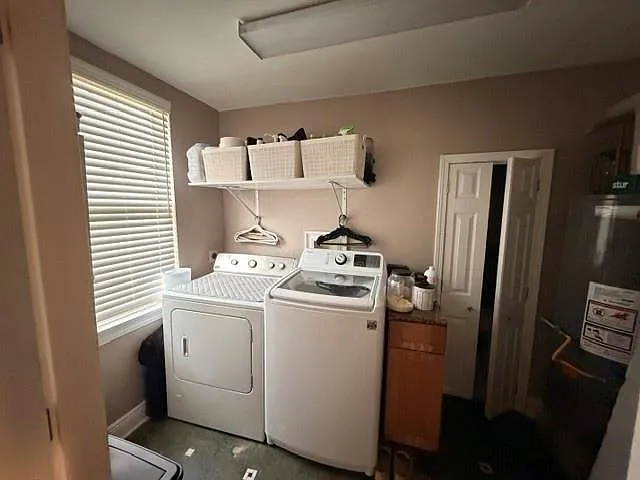 915 Polk St — Photo 11
