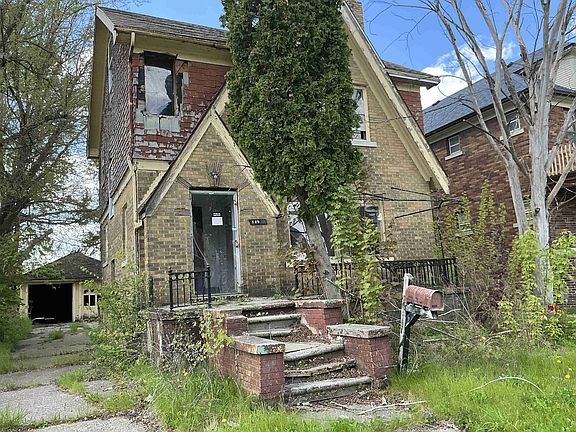 13906 Eastwood