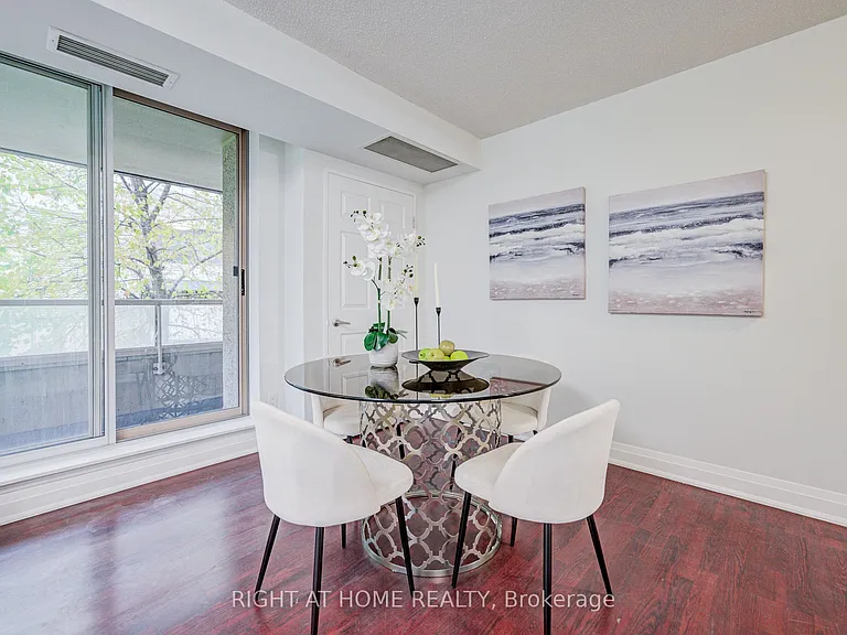 35 Empress Ave #207 — Photo 11
