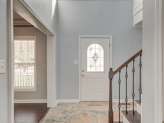 5th image of 232 Newport Drive