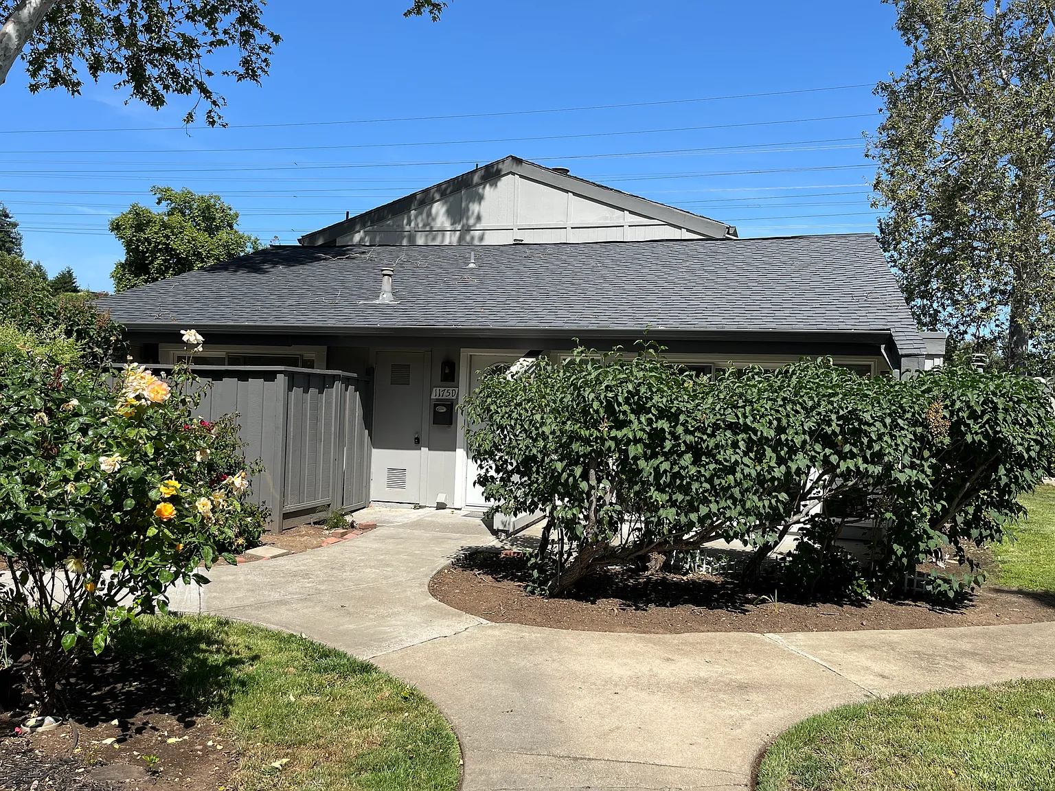1175 Kenwal Rd photo 1