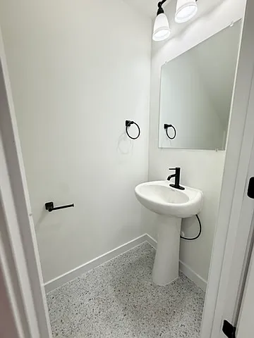 141 Cannon Rd — Photo 8