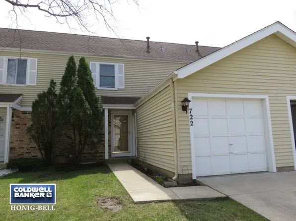 722 Bolton Way #6, Hanover Park, IL 60133