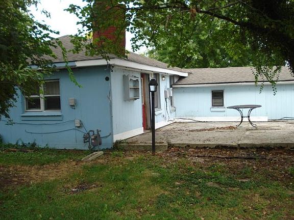 3rd image of 9412 E 43rd St