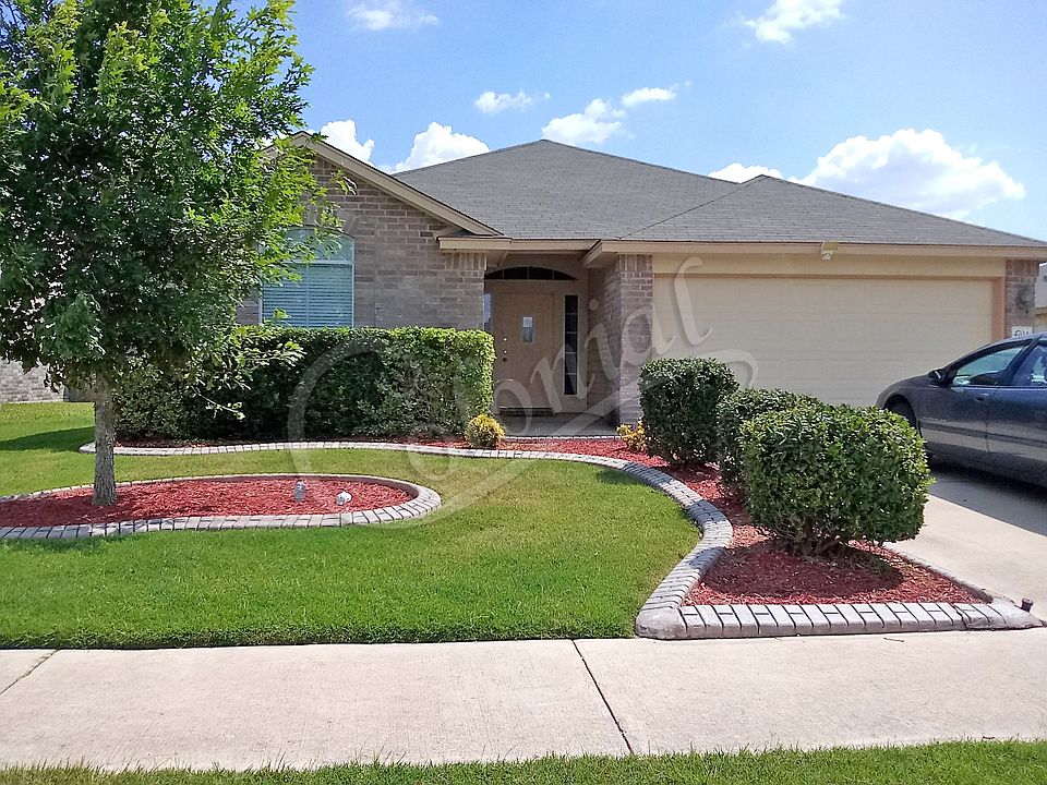 1st image of 4704 Sydney Harbour Ct