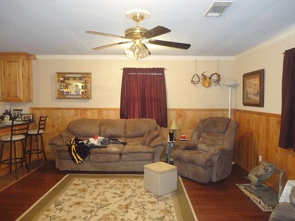 3rd image of 340 Rose City Dr