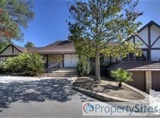 32 Cerro Crest Dr, Camarillo, CA 93010