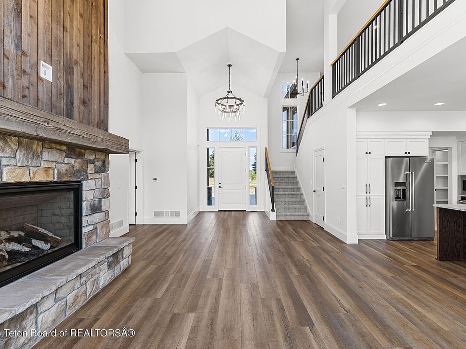 555 Silver Fox Ln, Victor, ID 83455 | Zillow