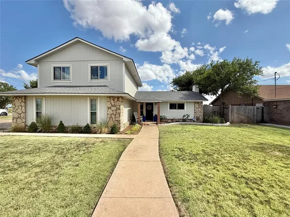 2312 Galaxy Dr, Altus, OK 73521