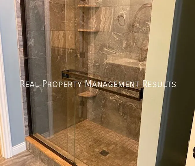 9399 Millicent Ct — Photo 16