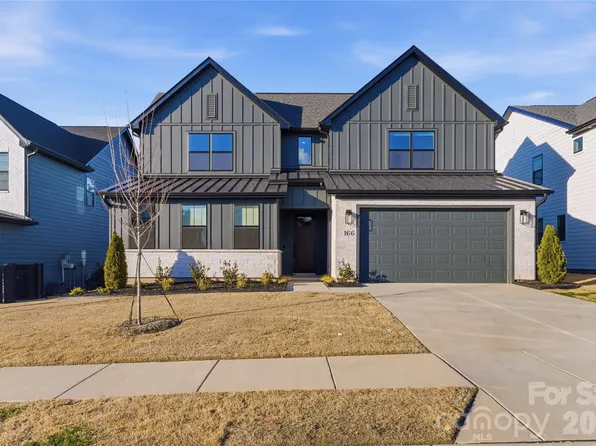 166 Windy Dell Dr, Tega Cay, SC 29708