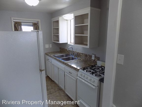 4th image of 1047 Hornblend St