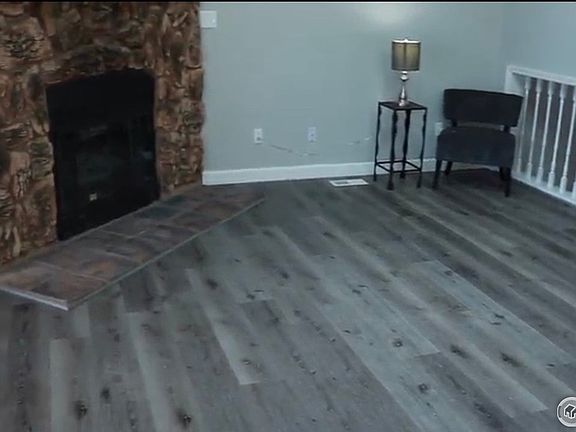 4th image of 3403 Belmont Ave