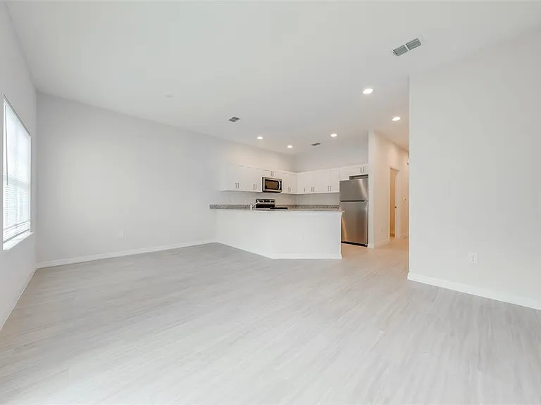 2139 Penny Ln — Photo 17