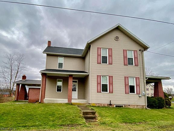 2nd image of 134 Lumber St