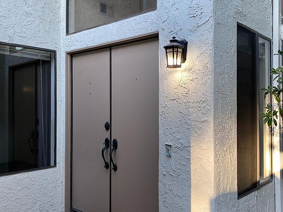 2nd image of 1203 Calle Lozano