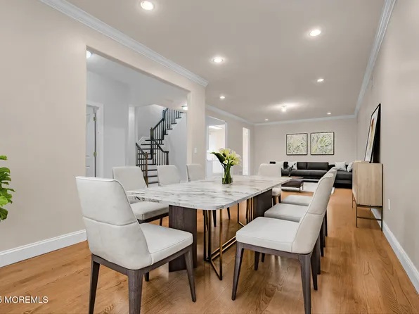 7 Granite Drive, Lakewood, NJ 08701