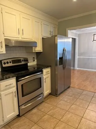 23 Edisto St — Photo 9