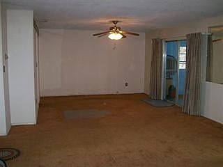 5th image of 482 Hurley Ave