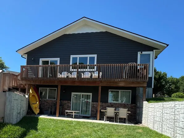 84 Lakeview Acres Dr #14B, Elwood, NE 68937