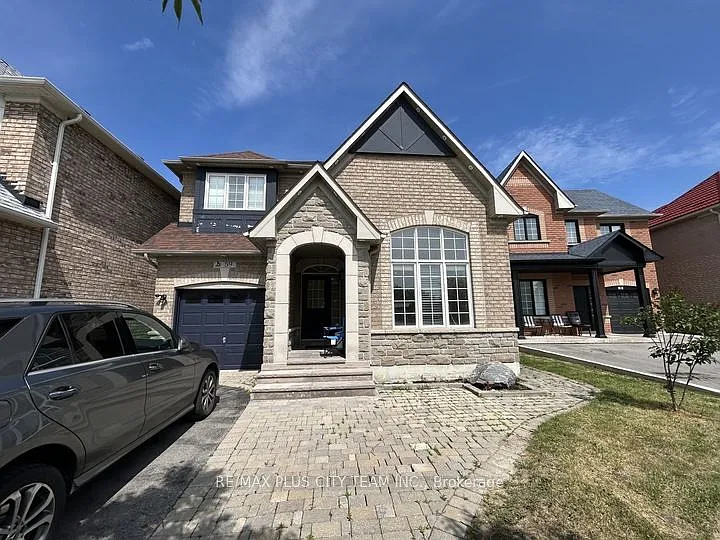 4 bed, $3,500 — Photo 1