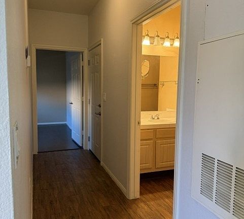 5th image of 5250 S Rainbow Blvd Unit 2138
