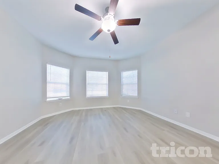 916 American Monarch Dr — Photo 8