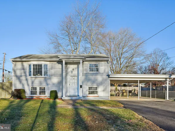 7807 Woodstock St, Manassas, VA 20109