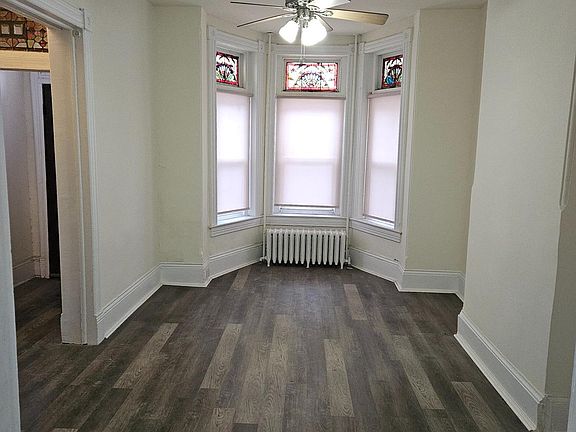 2nd image of 2015 5th St NW