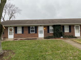 112 Scott Dr, Englewood, OH