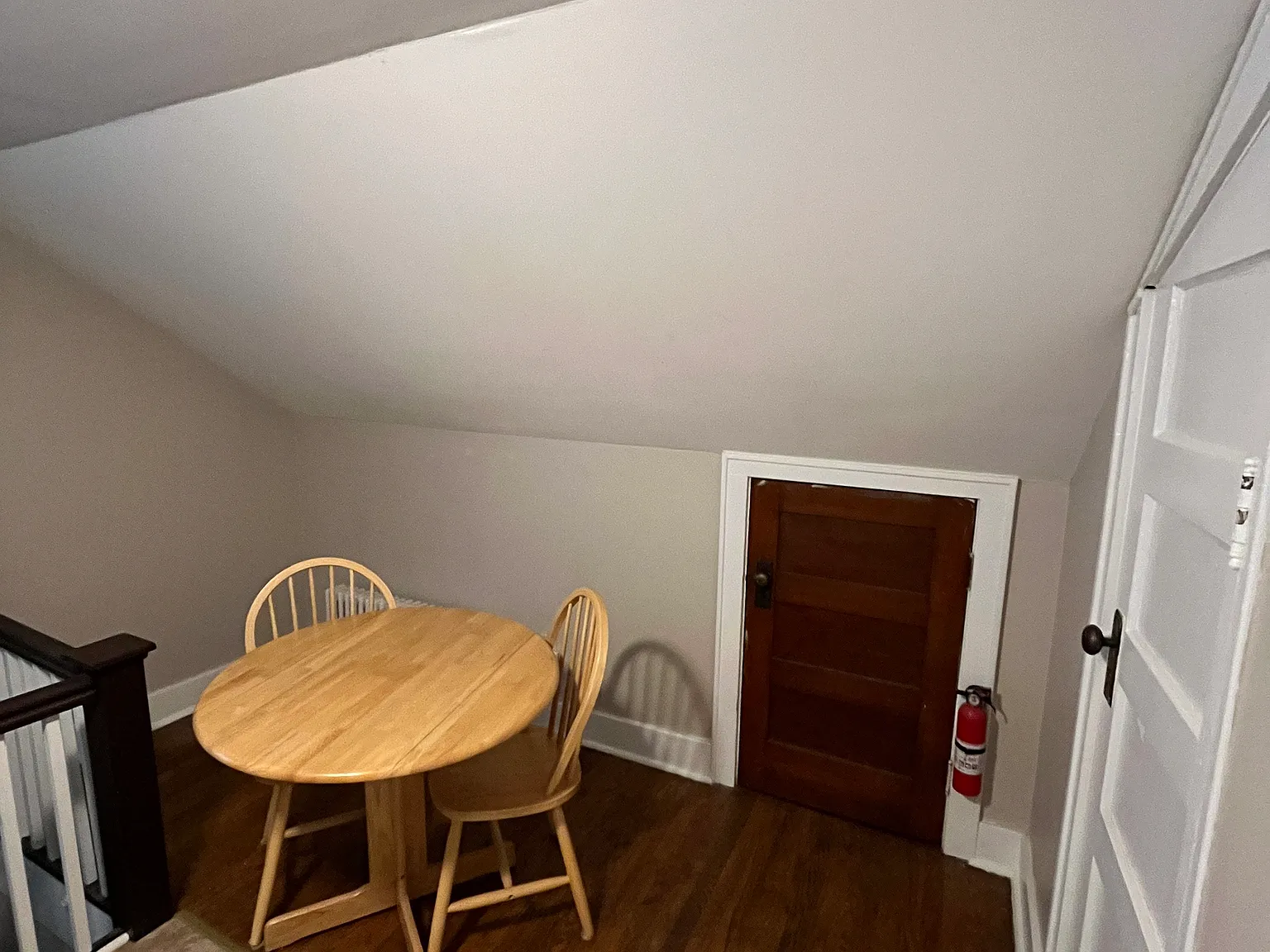 1 bed, 920 sqft, $1,450 — Photo 3