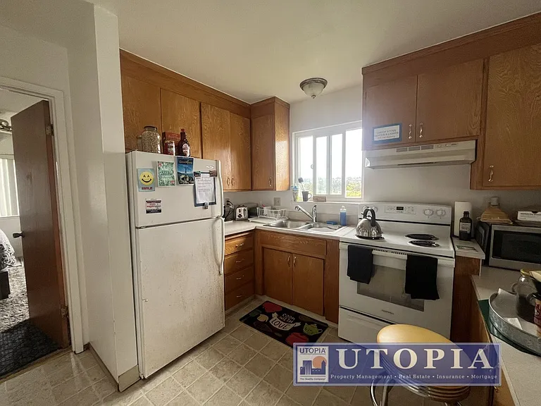 SCZ T 140 Bay Street — Photo 10