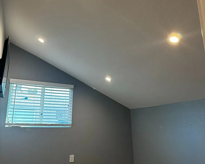 517 Manzanita St #1 — Photo 6