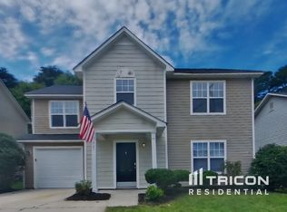 825 Raindrops Rd, Gastonia, NC 28054