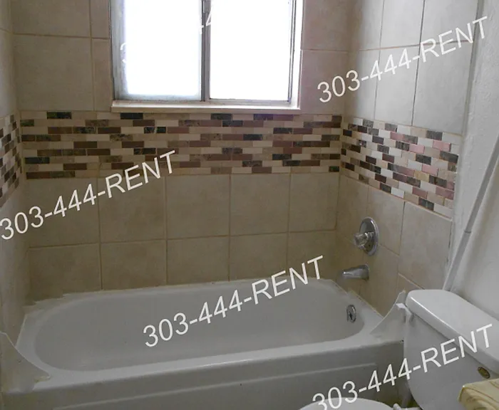 5518 Salem St — Photo 4