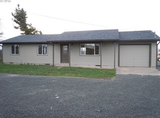 215 W 6th St, Halsey, OR 97348