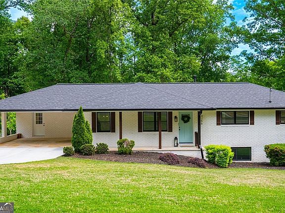 2nd image of 4156 Honeysuckle Dr SE