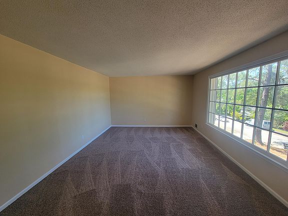 5th image of 4554 Glennwood Dr