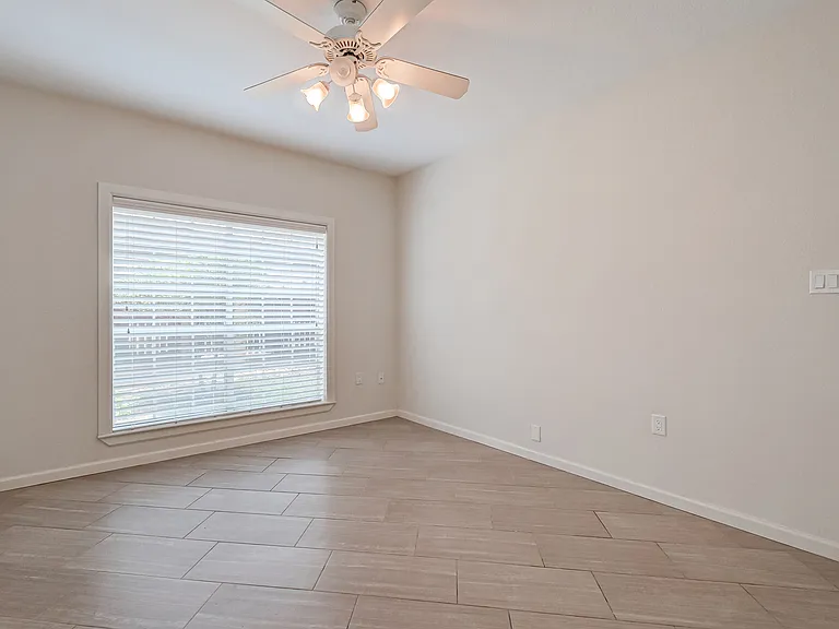 2803 Kings Crossing Dr #112 — Photo 15